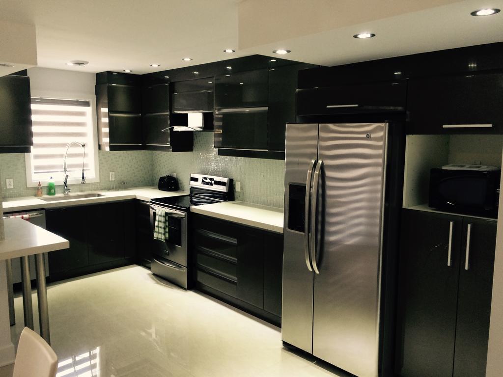 Luxury Two Story Villa Unit D Laval Exterior foto
